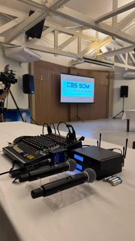 Telão e projeção — registro 6 do acervo CBS Som